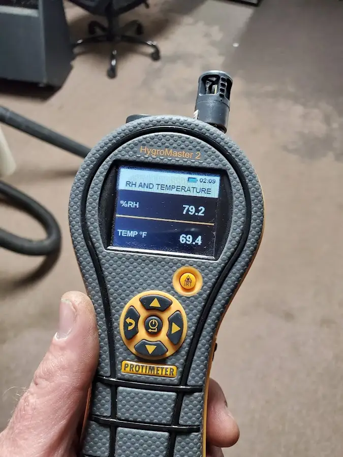 Moisture meter humidity assessment for Fire & Smoke Damage Restoration in Rockdale